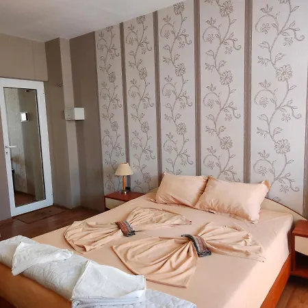 Pensionat M&d Nesebar