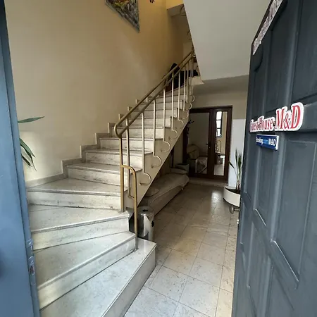M&d * Νεσέμπαρ