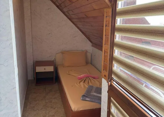 Casa de hóspedes M&d 4*